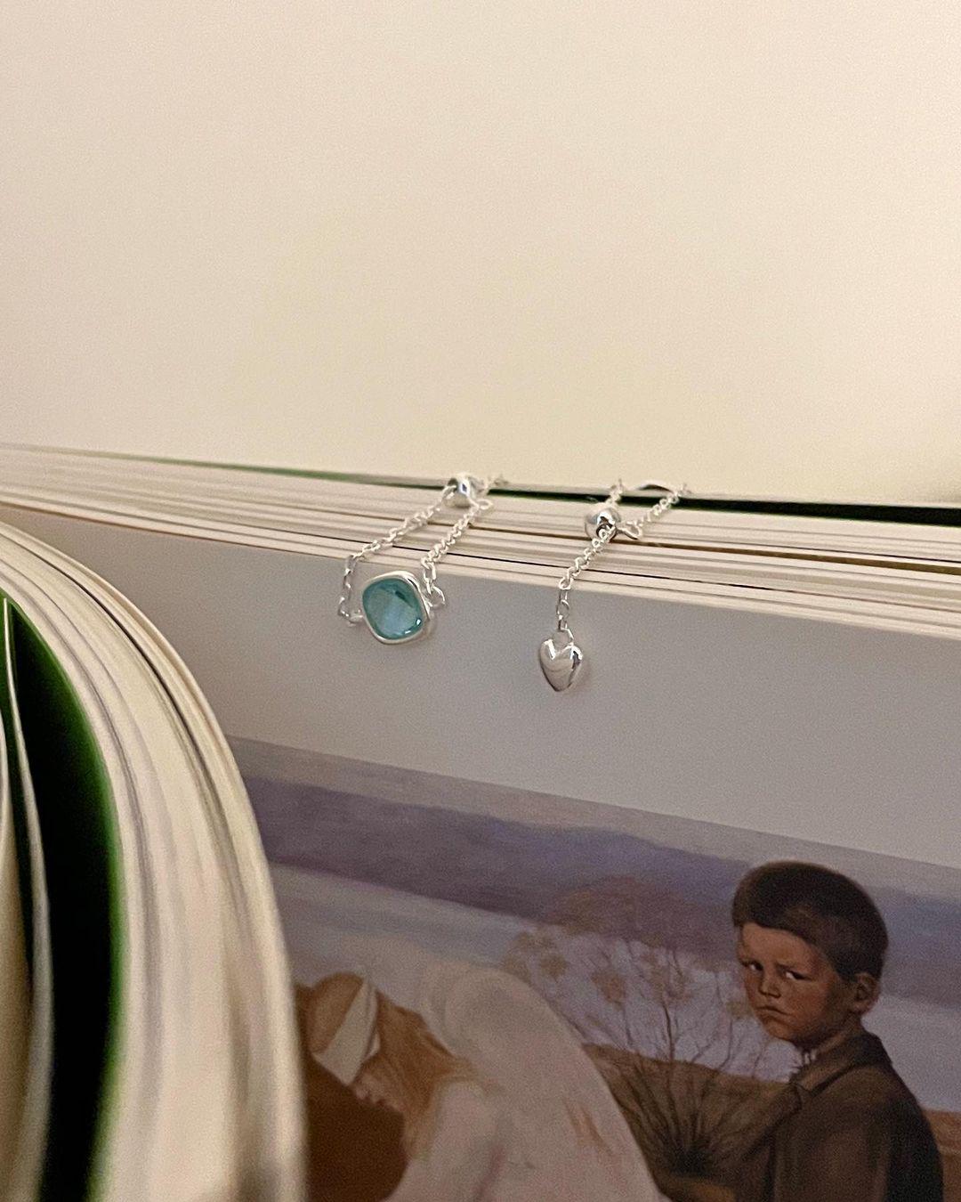 Square Stone Cocktail Chain Ring