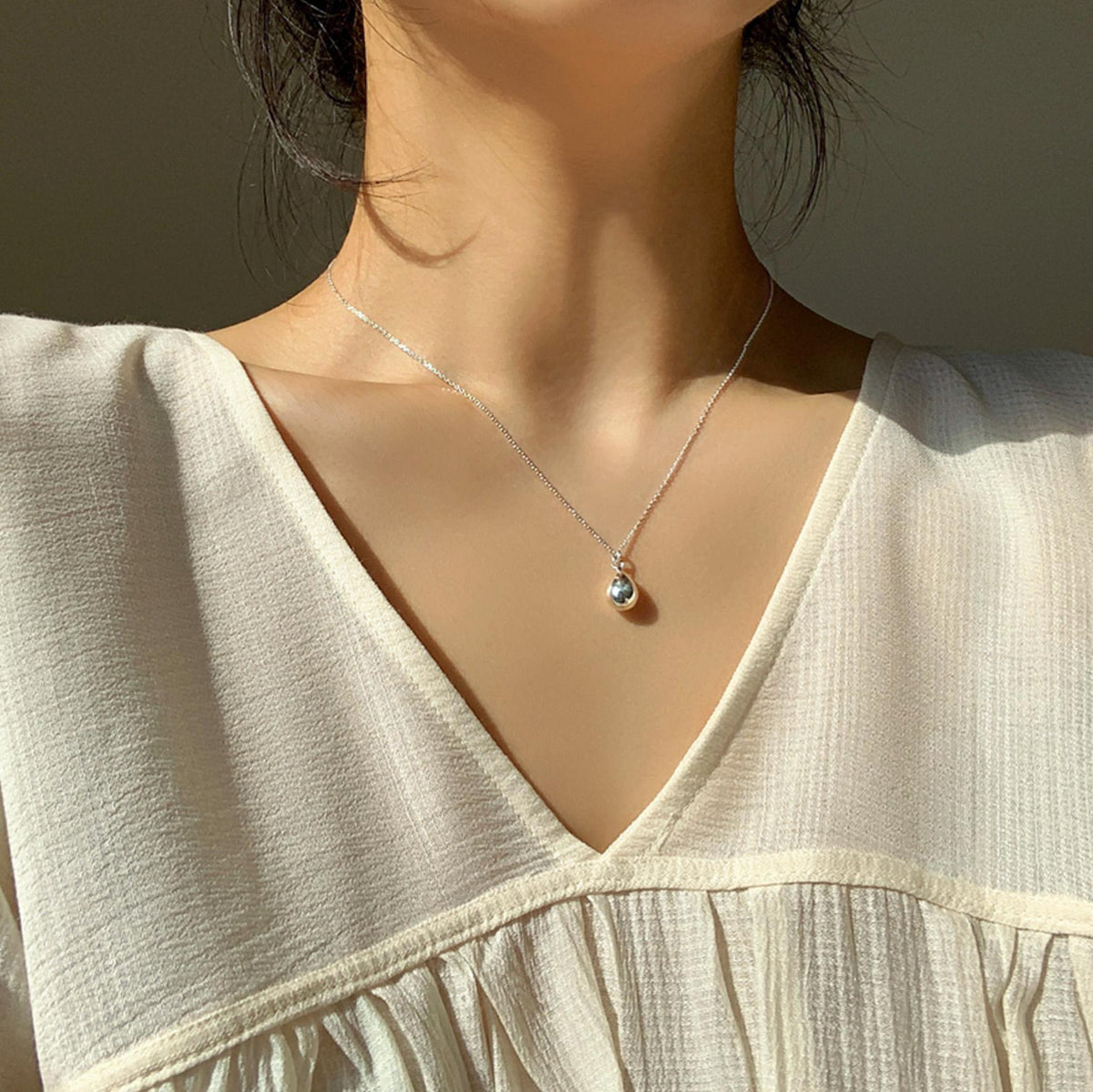 Raindrop Pendant Necklace