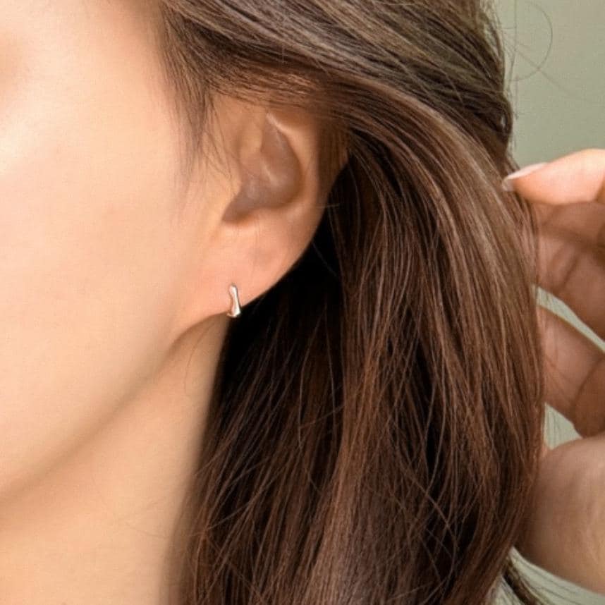 Mini Wave Square Silver Huggie Earrings