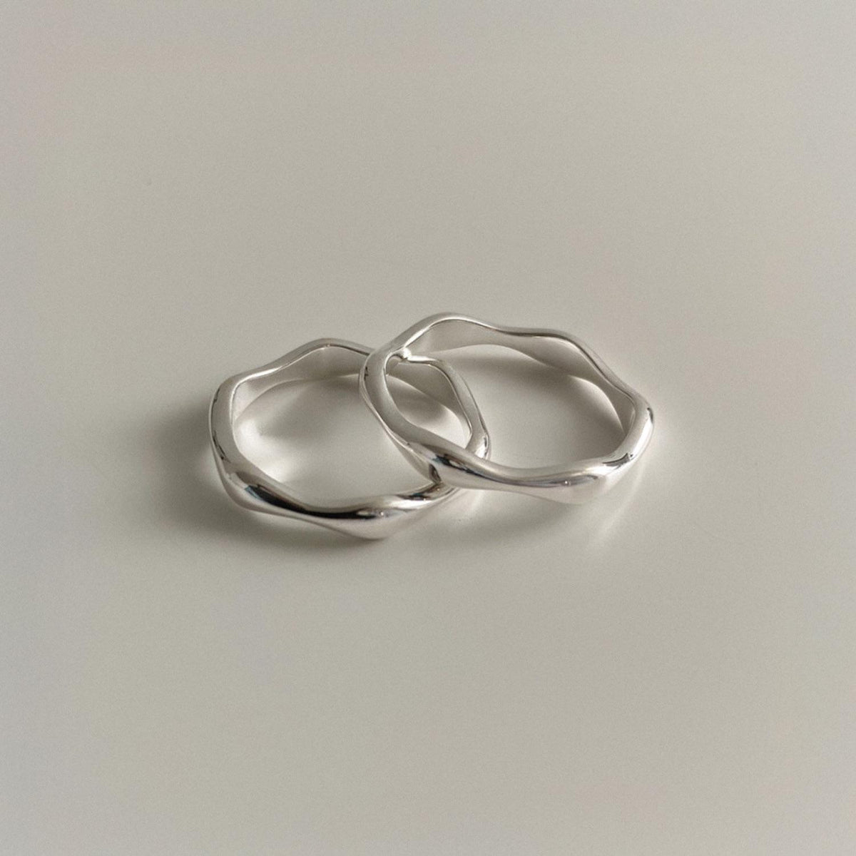 Dainty Wave Stacking Ring