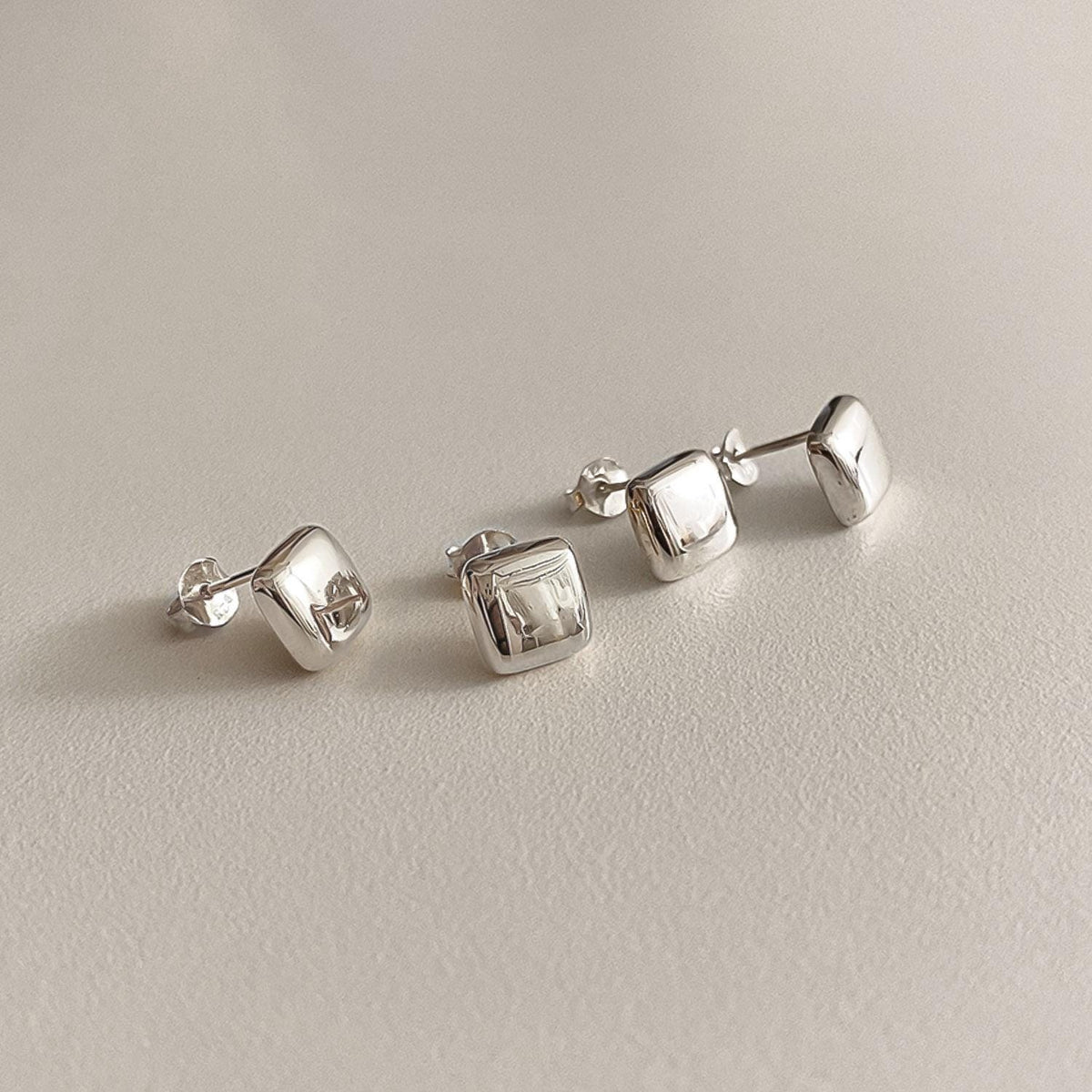 Pillow Square Stud Earrings