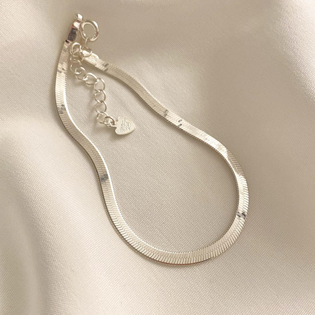 Sleek Snake Chain Bracelet