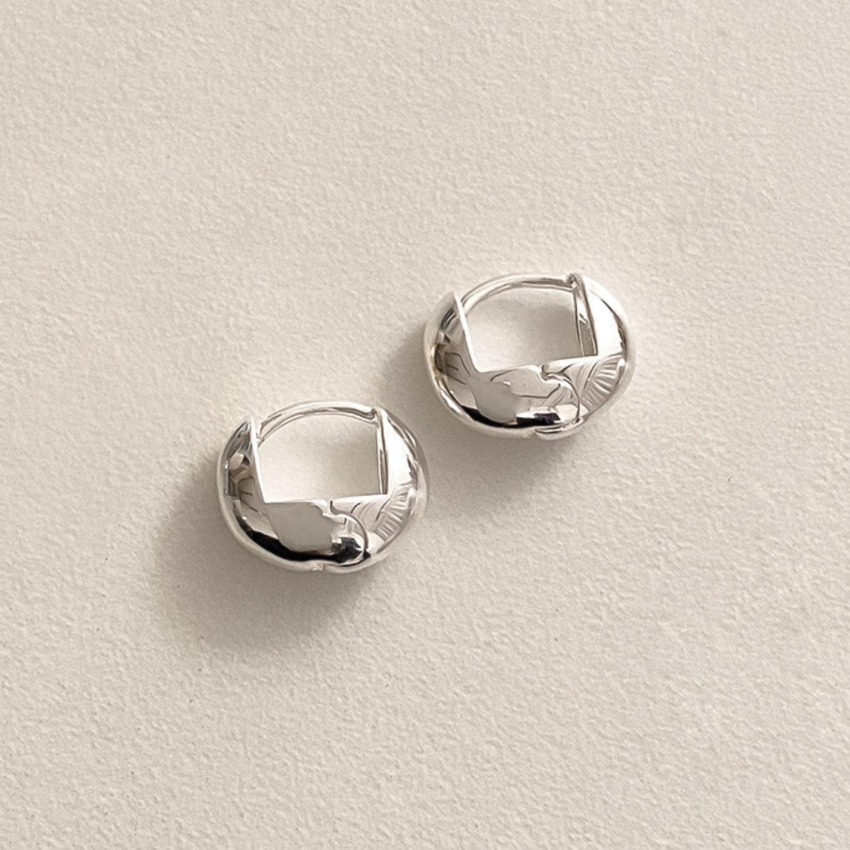 Sculpted Mini Dome Hoop Earrings
