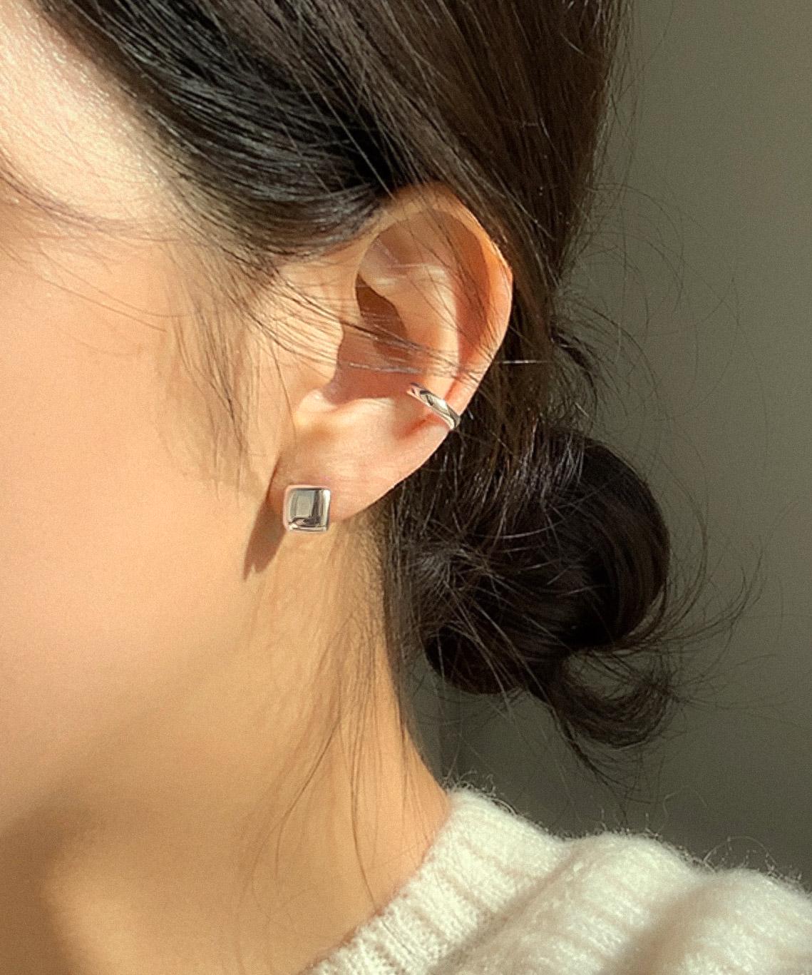 Pillow Square Stud Earrings