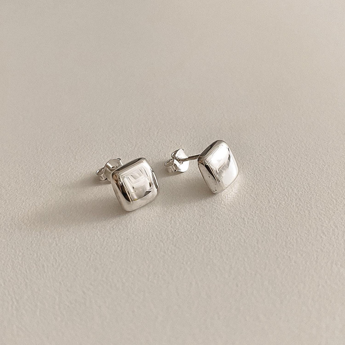 Pillow Square Stud Earrings