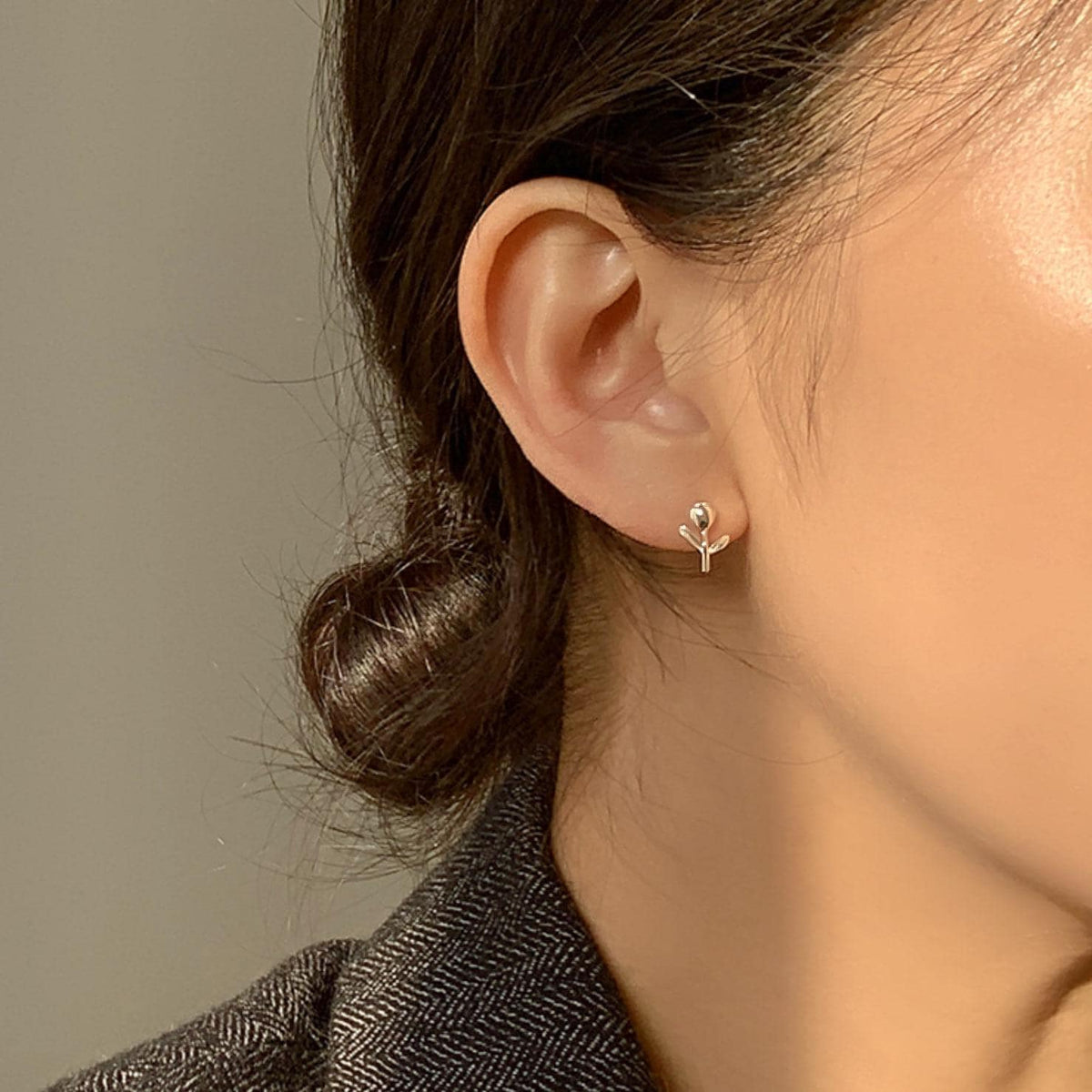 Bud Flower Stud Earrings
