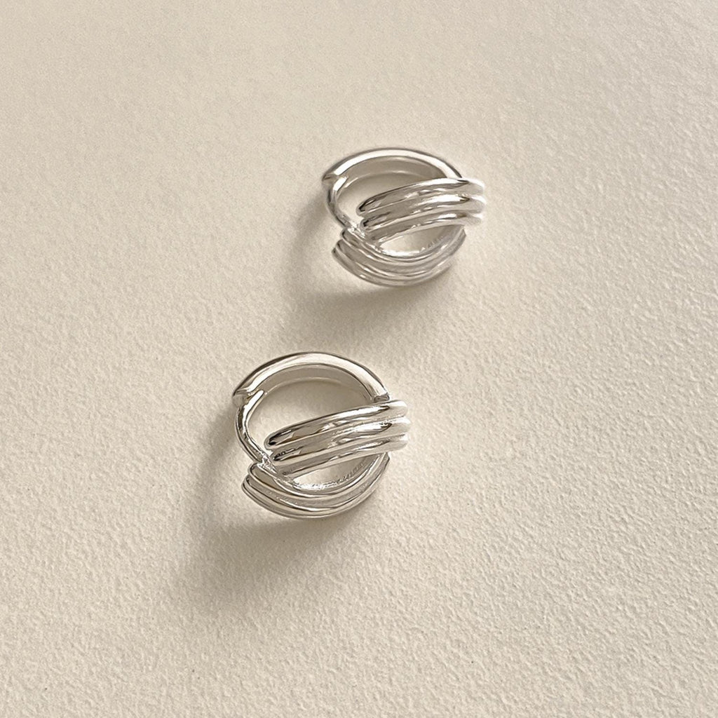 Ripple Curve Huggie Earrings