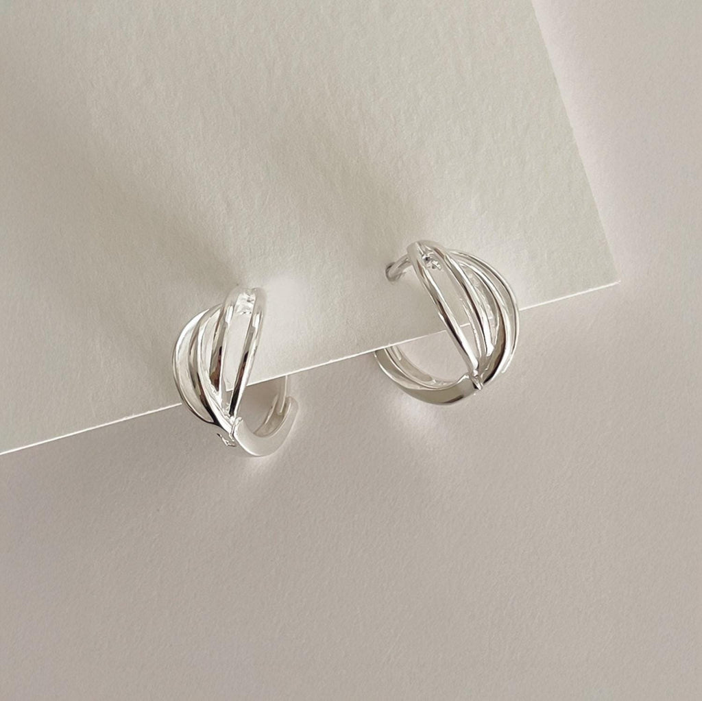 Curved Line Huggie Earrings