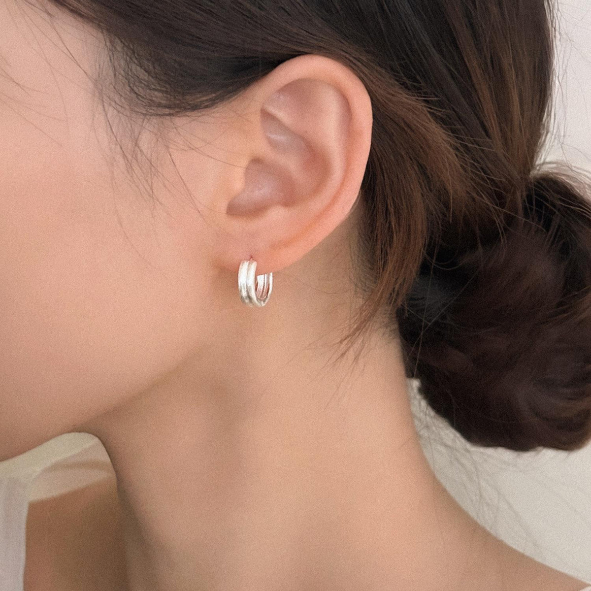 Matte Double Line Huggie Earrings