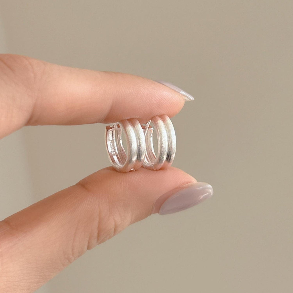 Matte Double Line Huggie Earrings