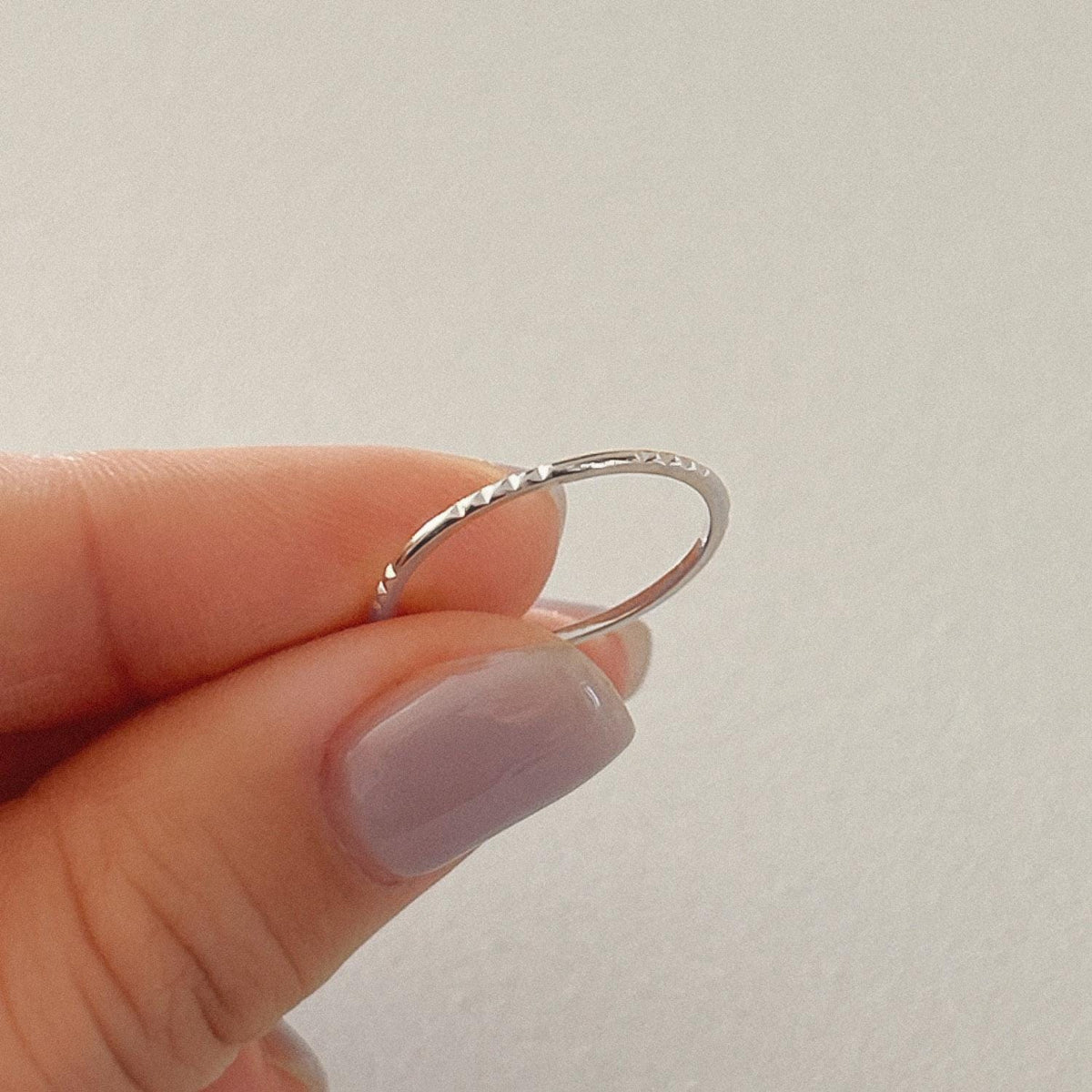 Diamond-Cut 1mm Stacking Ring