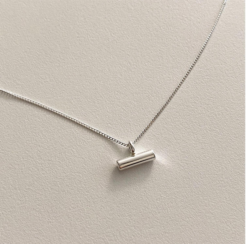 Minimal Silver Bar Pendant Necklace