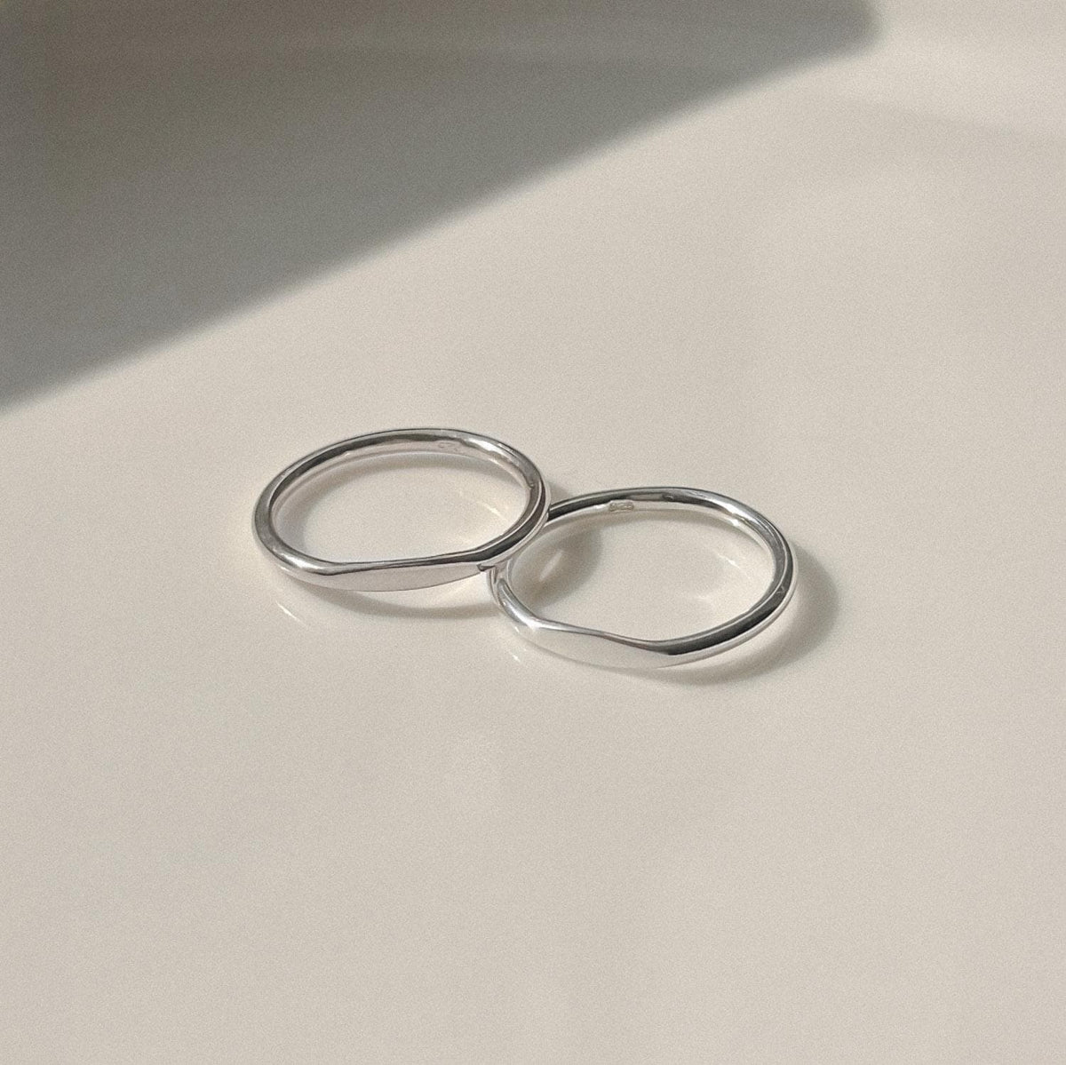 Minimal Flat Edge Band Ring