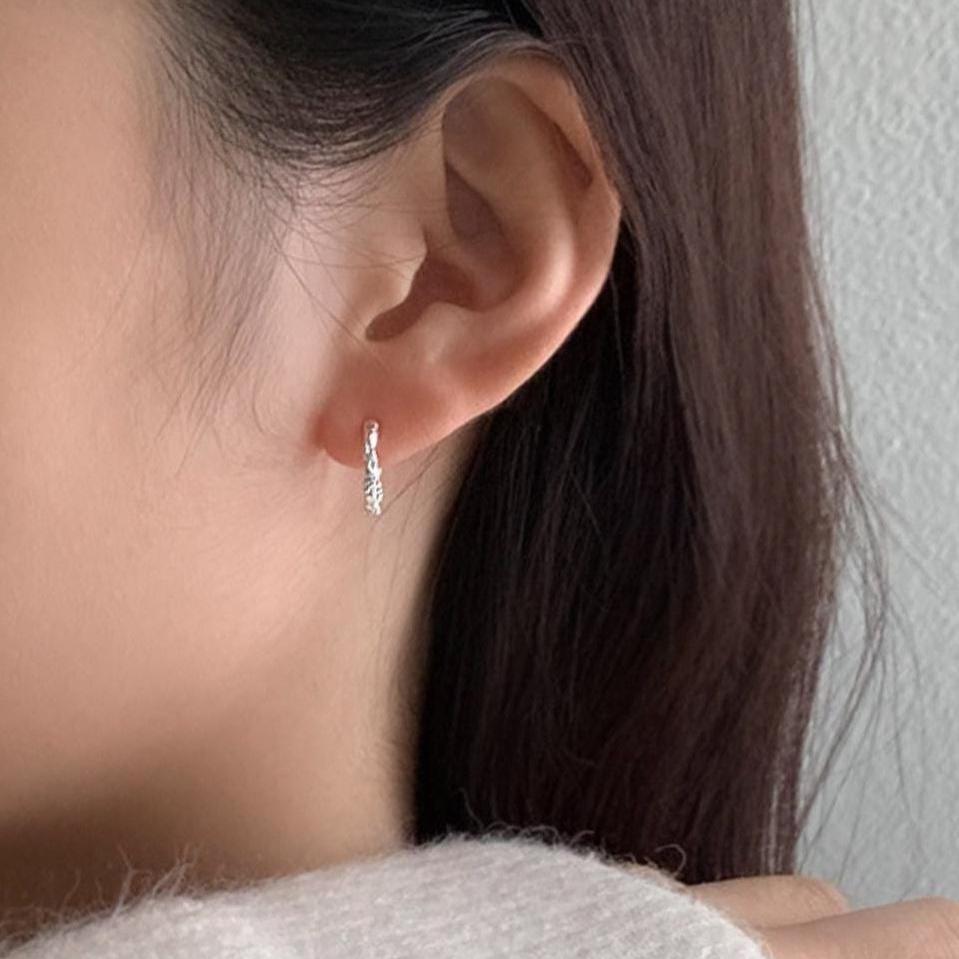 Wrinkled Texture Hoop Earrings