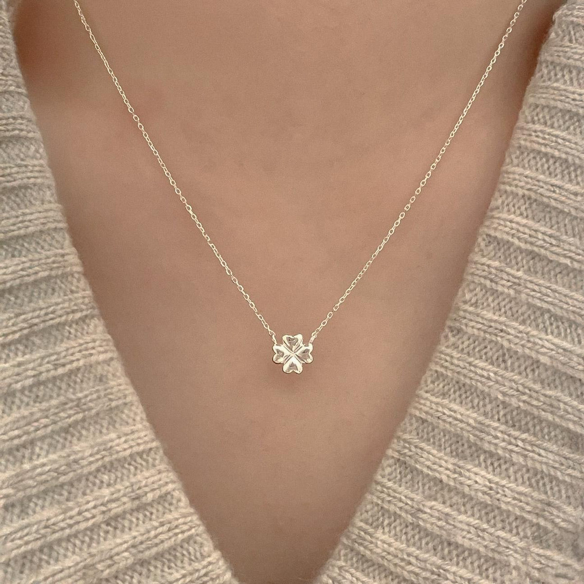 Clover Heart Pendant Necklace