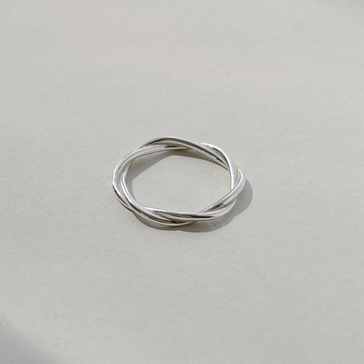 Entwine Twist Band Ring