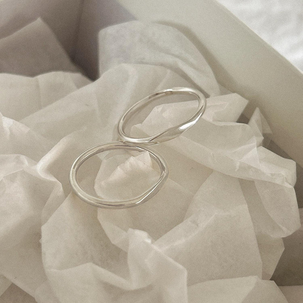 Minimal Flat Edge Band Ring