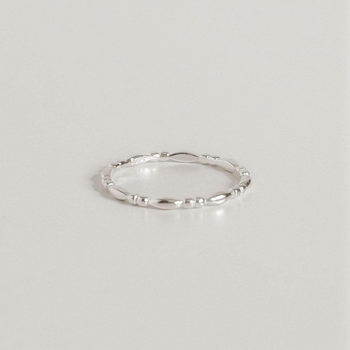 Beaded Oval Dot Band Ring