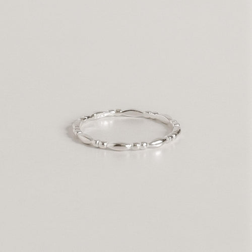 Beaded Oval Dot Band Ring