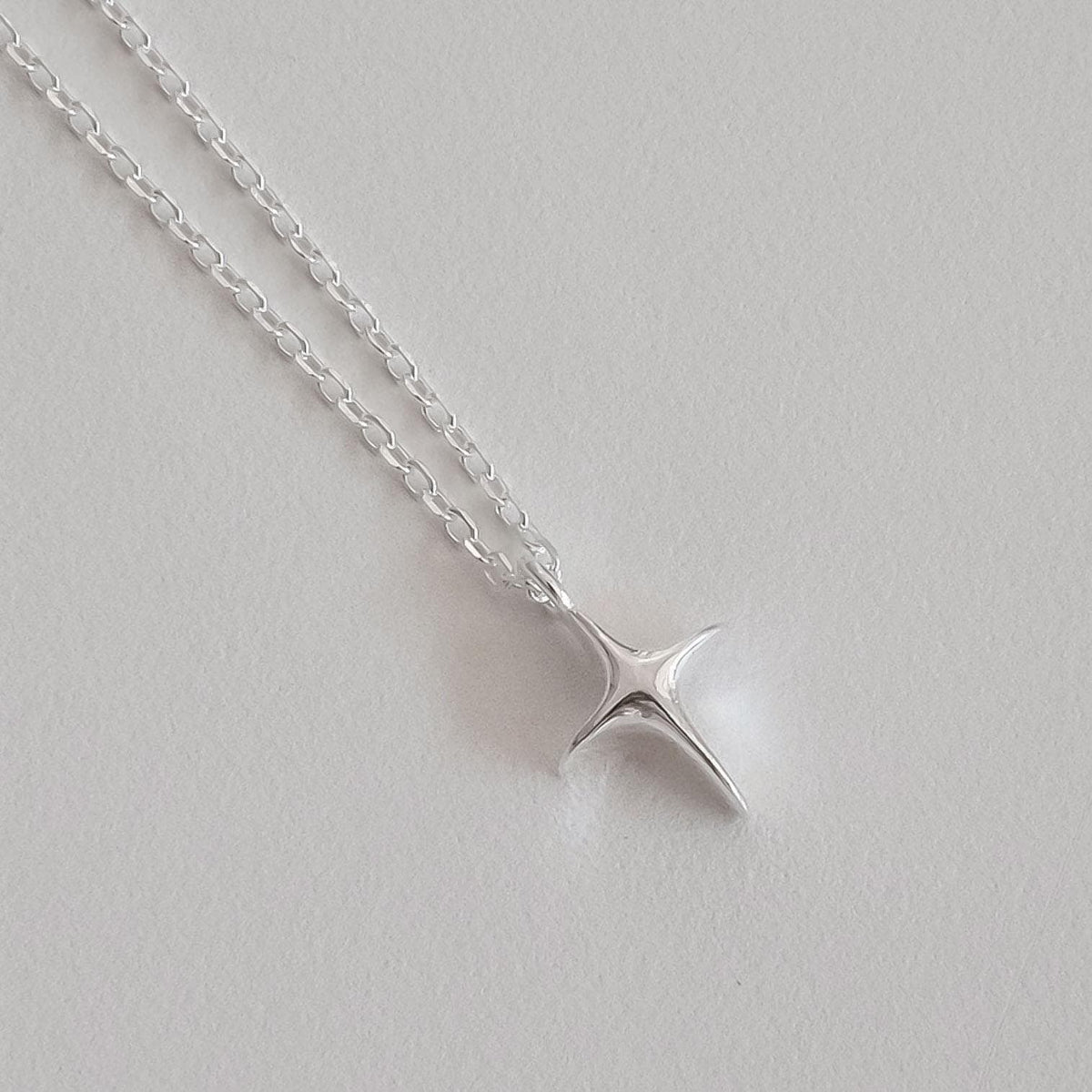 Dainty Star Pendant Necklace