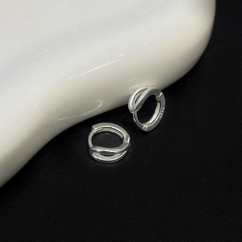 Slim Double Line Huggie Earrings 13mm