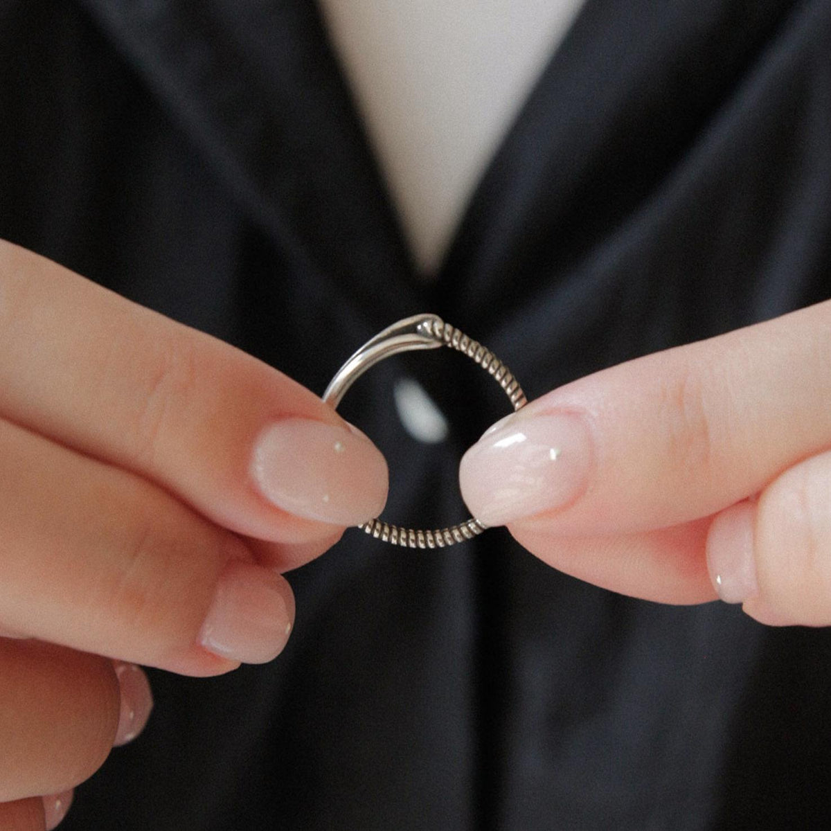 Twist & Smooth Band Ring