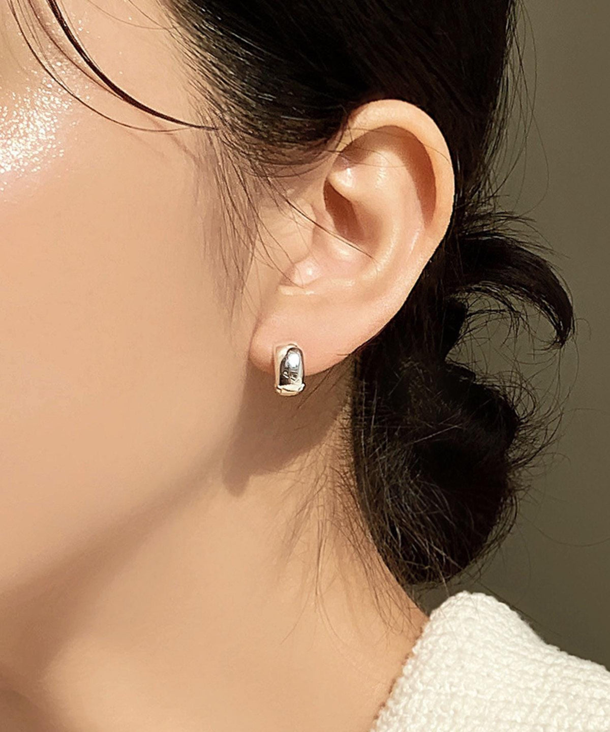 Small Bold Classic Huggie Earrings